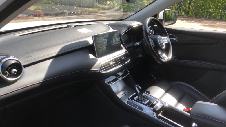 MG Hs 1.5 T-GDI Excite 5dr DCT Petrol Hatchback